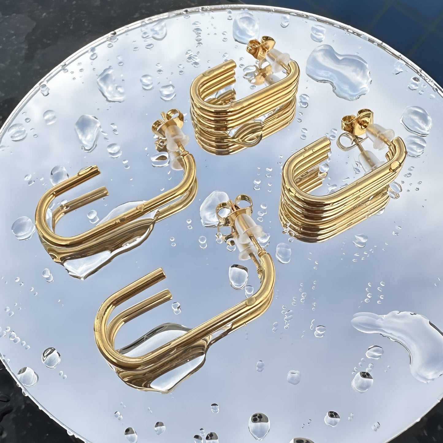 Beatrice 18k Gold U-Shape Earrings