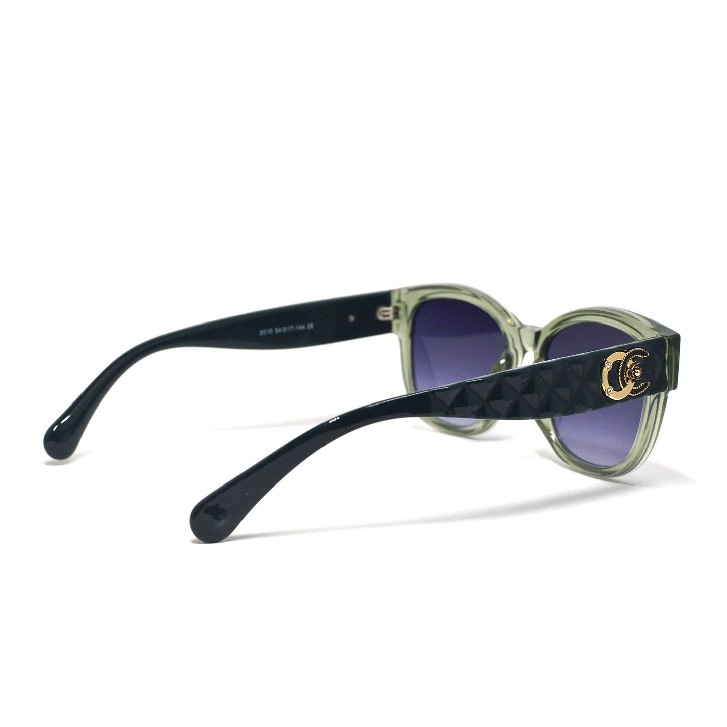 Visionaries Elegant Gradient Sunglasses with Iconic Accent