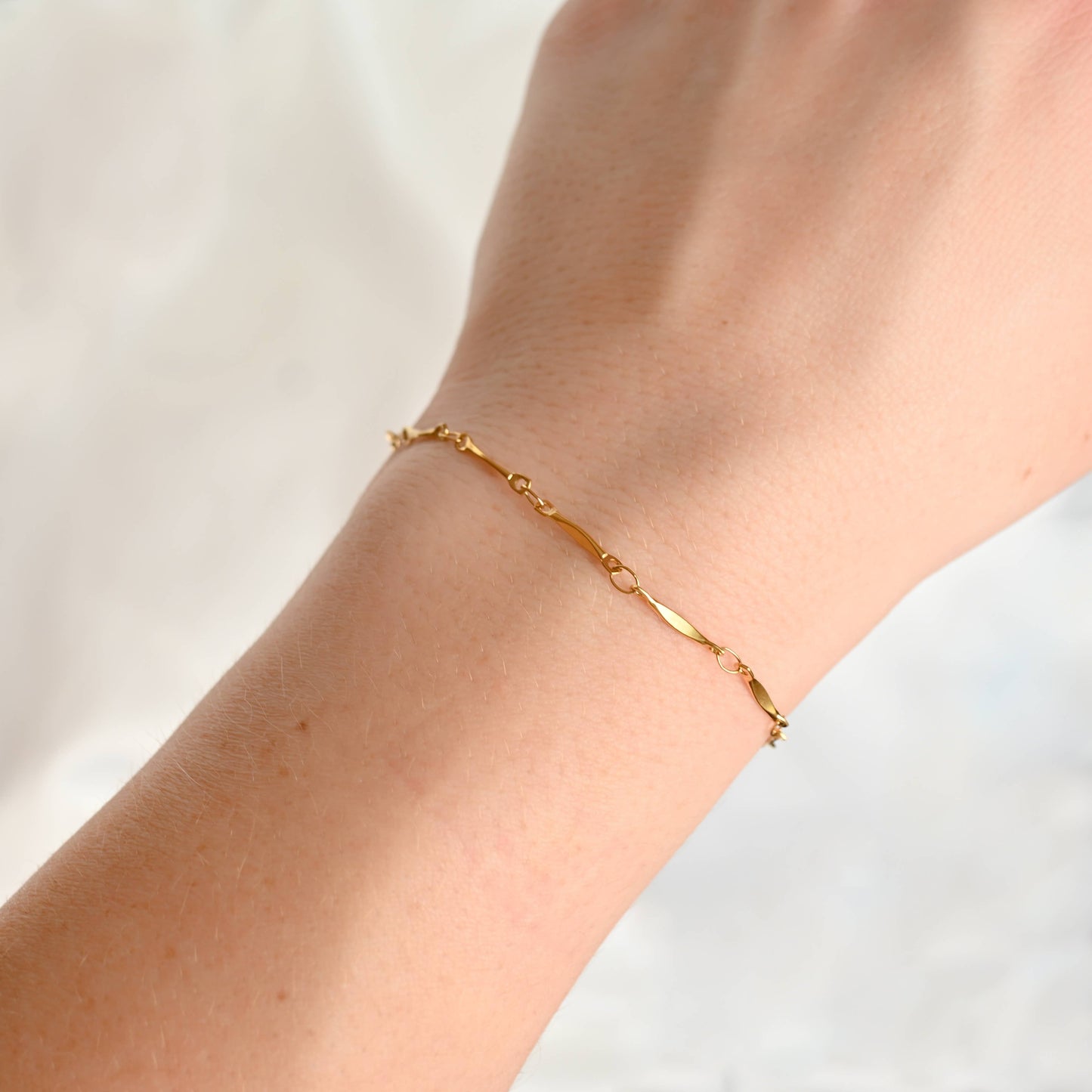 Julia Gold S Link Bracelet - Waterproof Oval Link Chain Bracelet: S Links