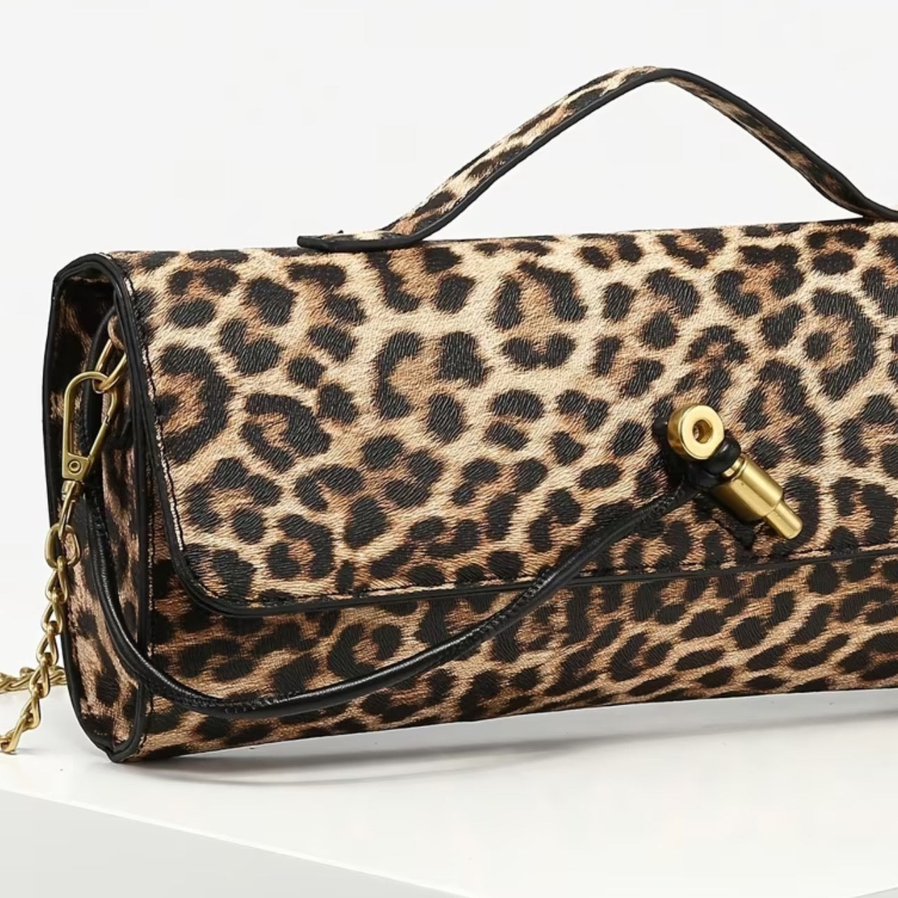 Antoinette Leopards Clutch