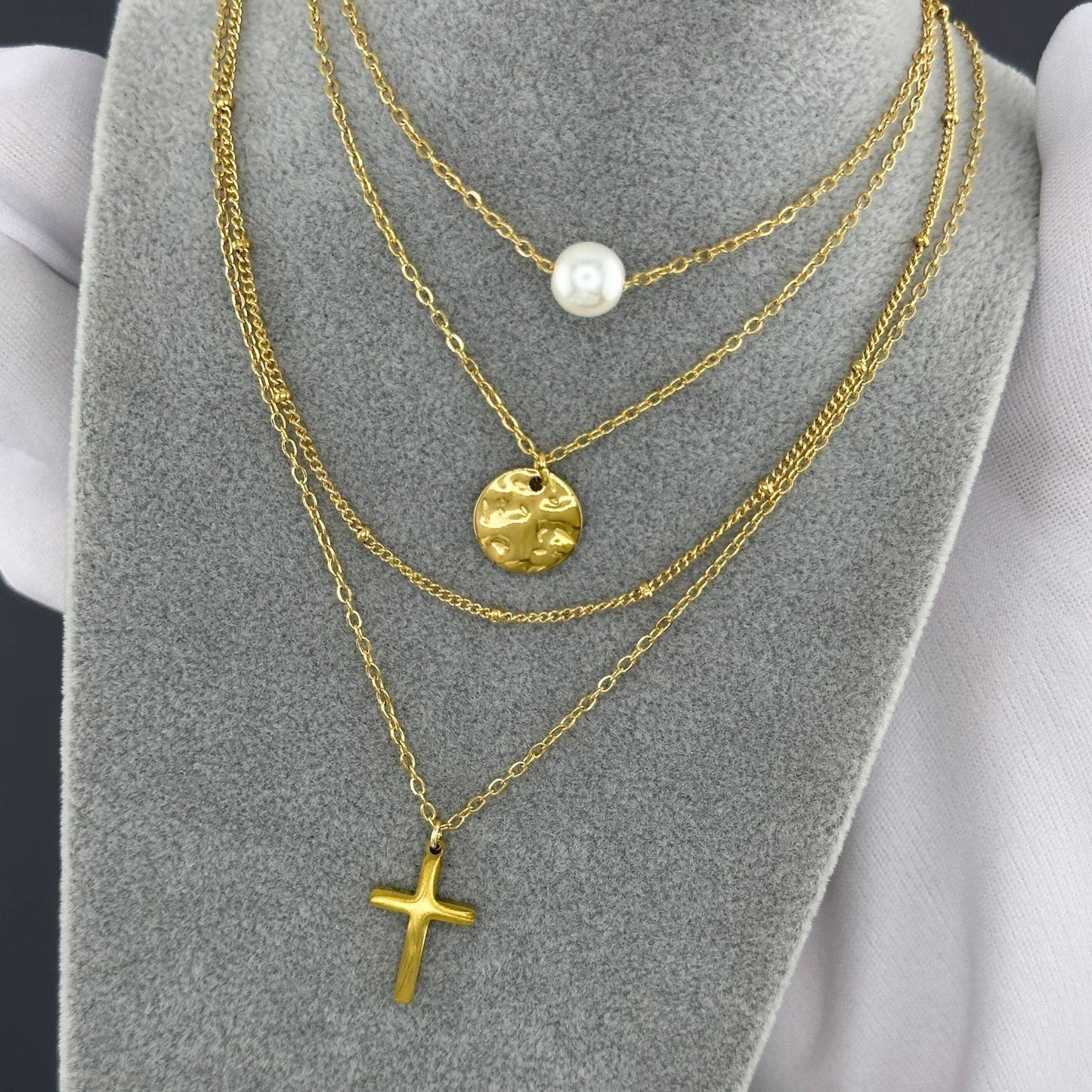 Dainty Gold Pearl Necklace
