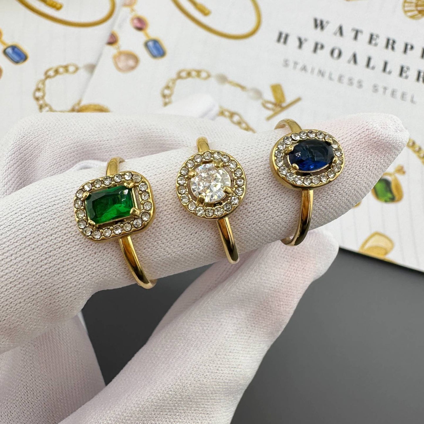 Emerald Ring with Cubic Zirconia finger ring