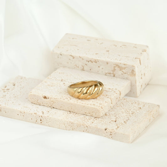 Melodie Chunky Dome Rings- A. Croissant.