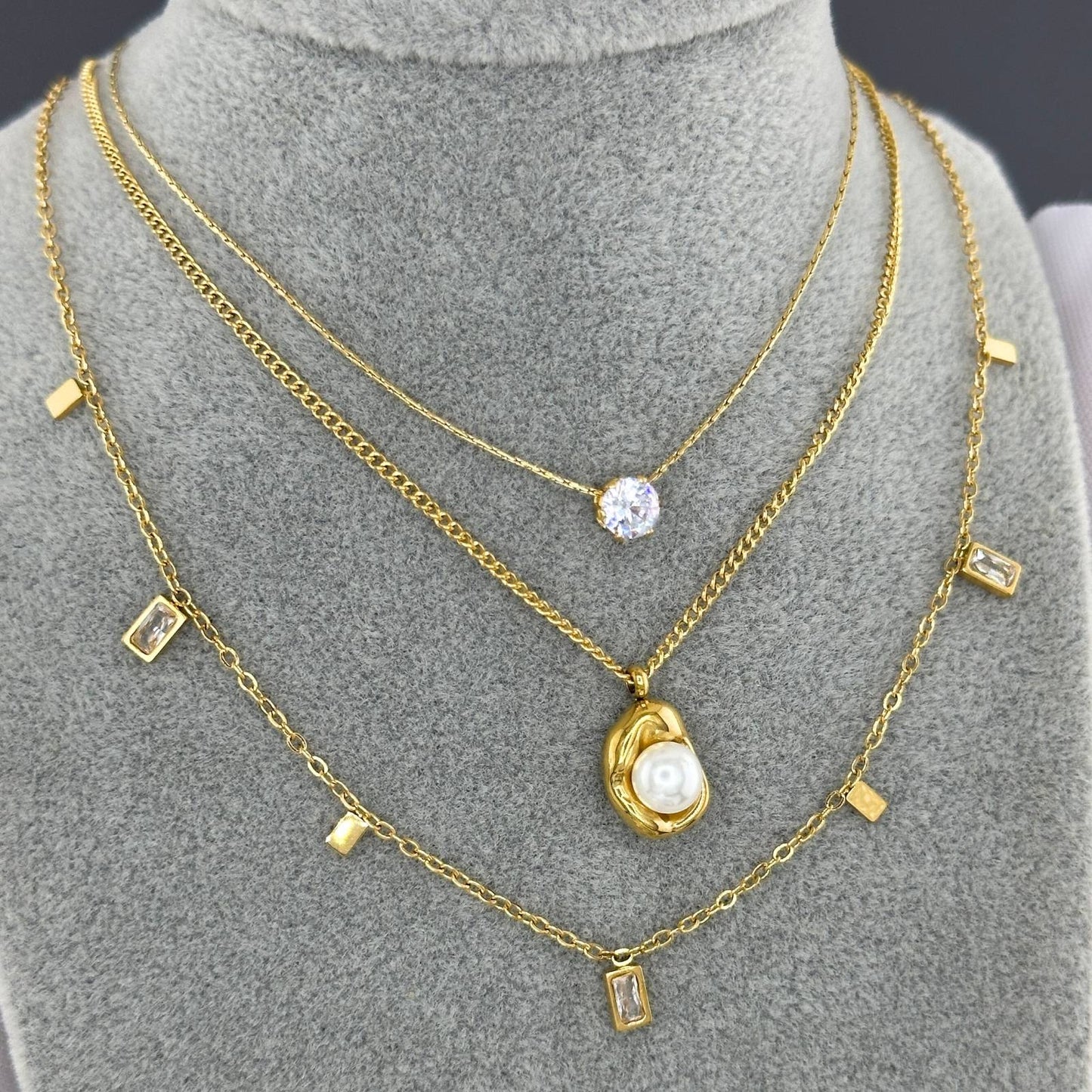 Gold Pearl Necklace