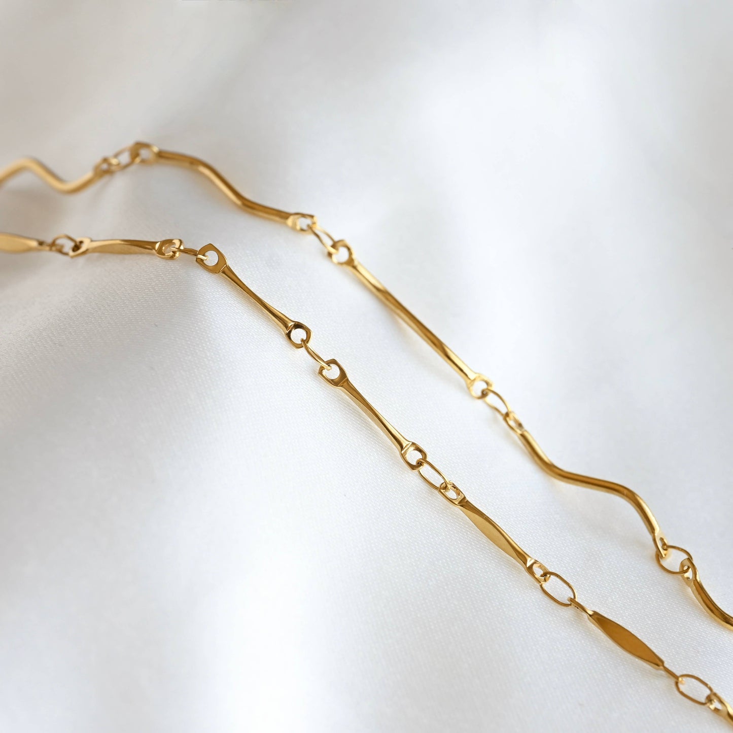 Julia Gold S Link Bracelet - Waterproof Oval Link Chain Bracelet: S Links