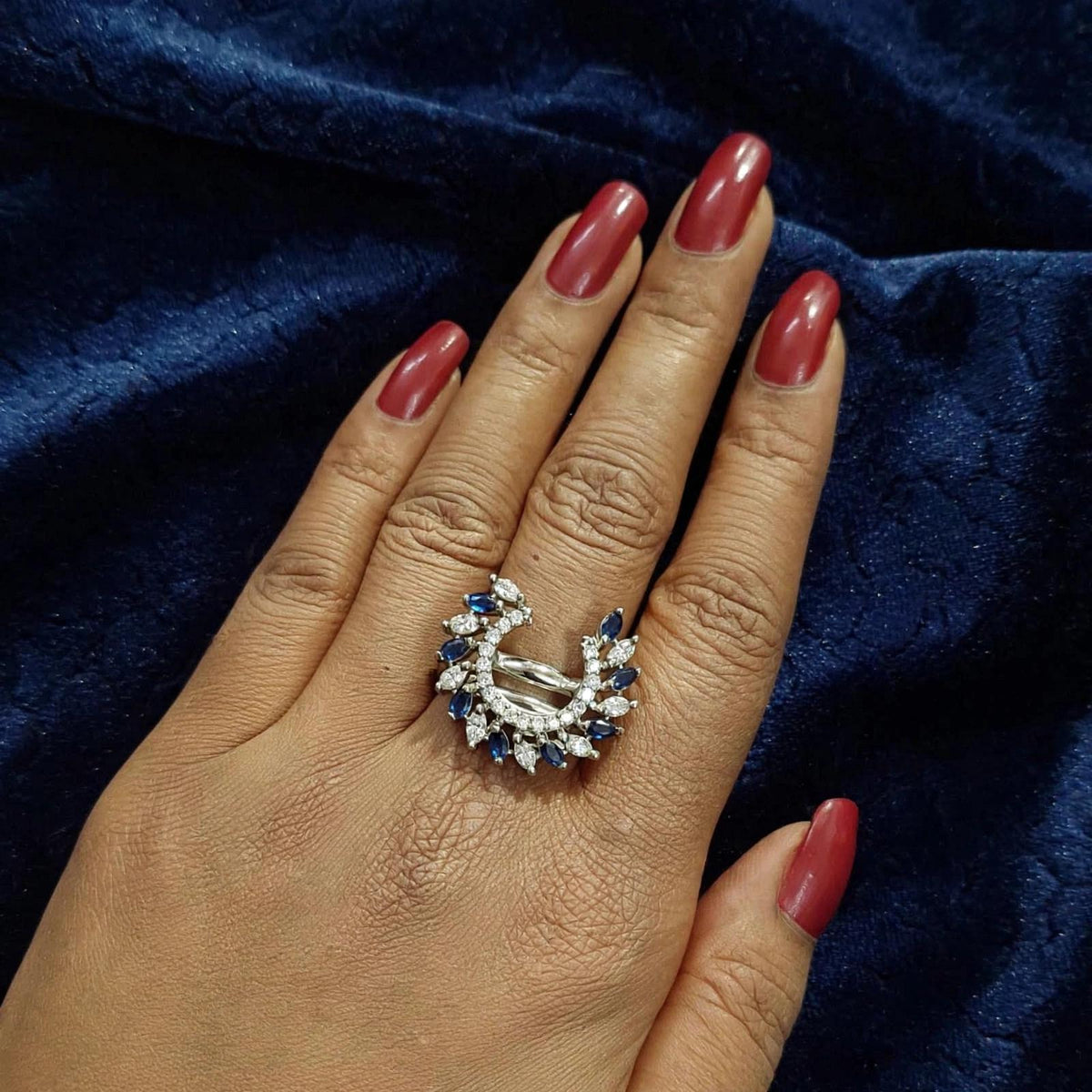 Glam Loop Ring