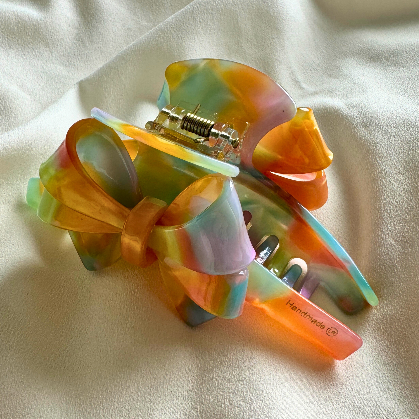 Arianne Cellulose Acetate Bow Hair Claw Clips: Blue