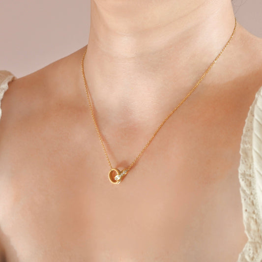 Hazel Pavé Circles Necklace - CZ Interlocking Circled Pendant
