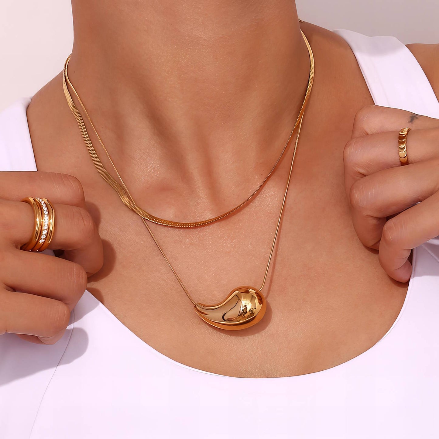 Teardrop Pendant Necklace