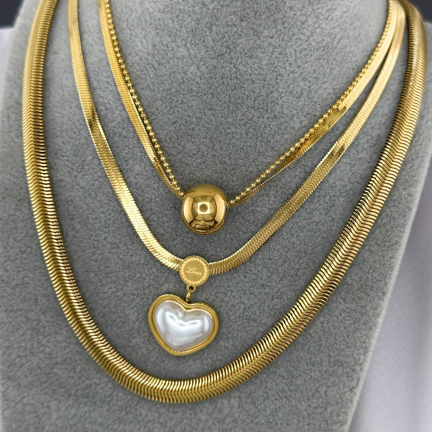 Chunky Necklace with Pearl Heart Pendant
