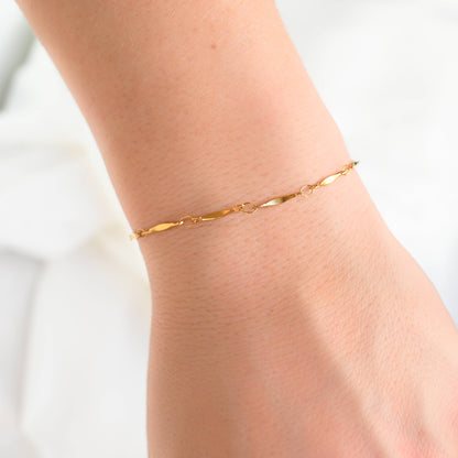 Julia Gold S Link Bracelet - Waterproof Oval Link Chain Bracelet: S Links