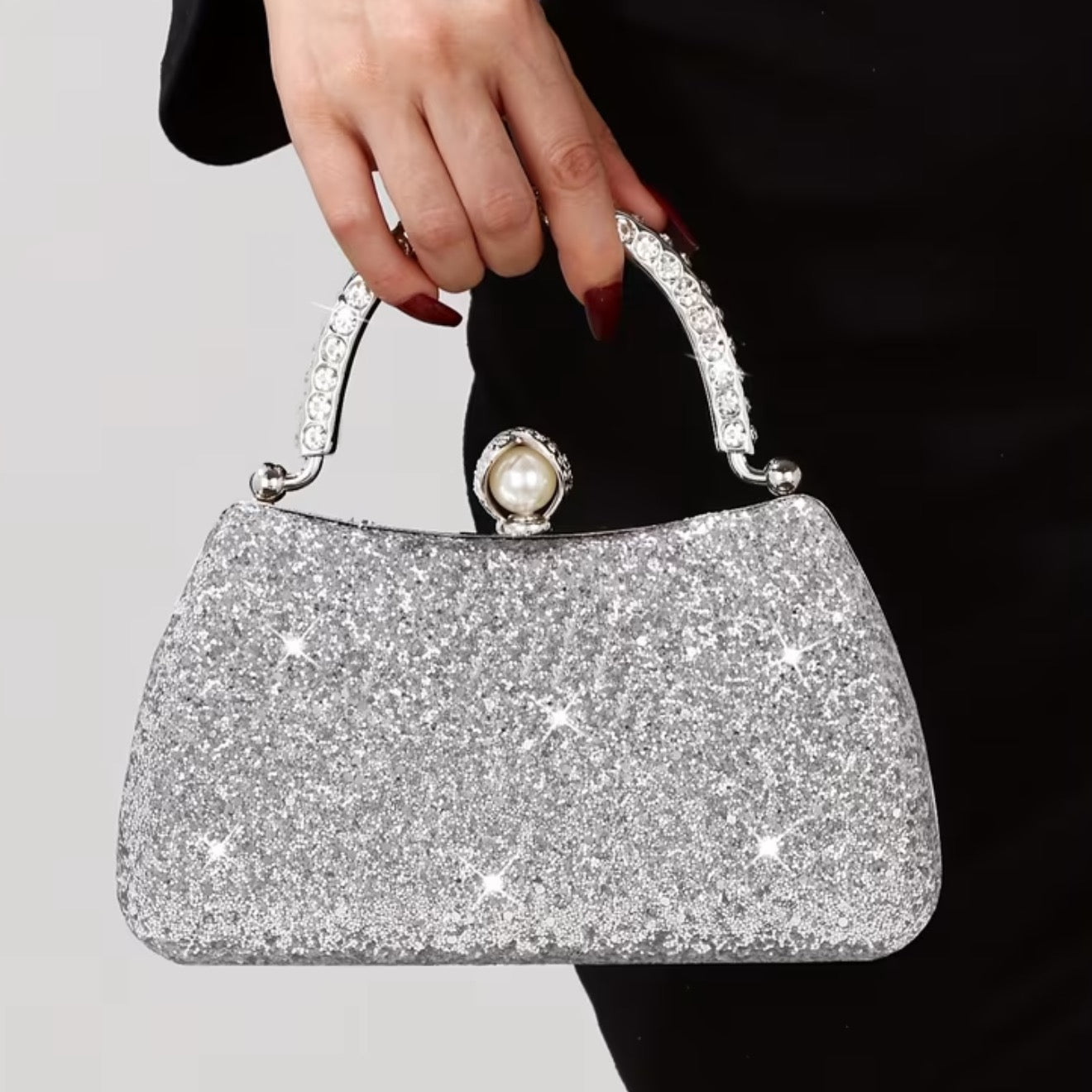 Amaryllis Frost Royale Clutch