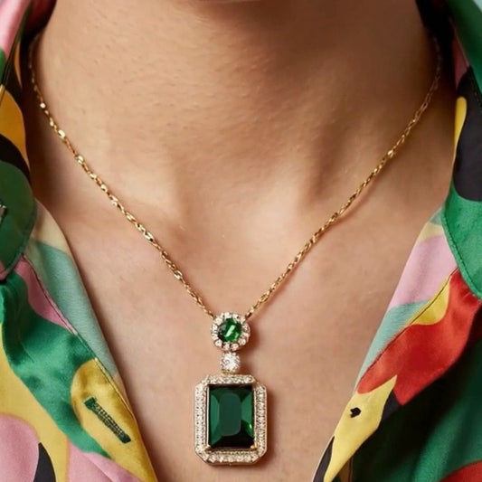 Emerald and Diamond Pendant necklace
