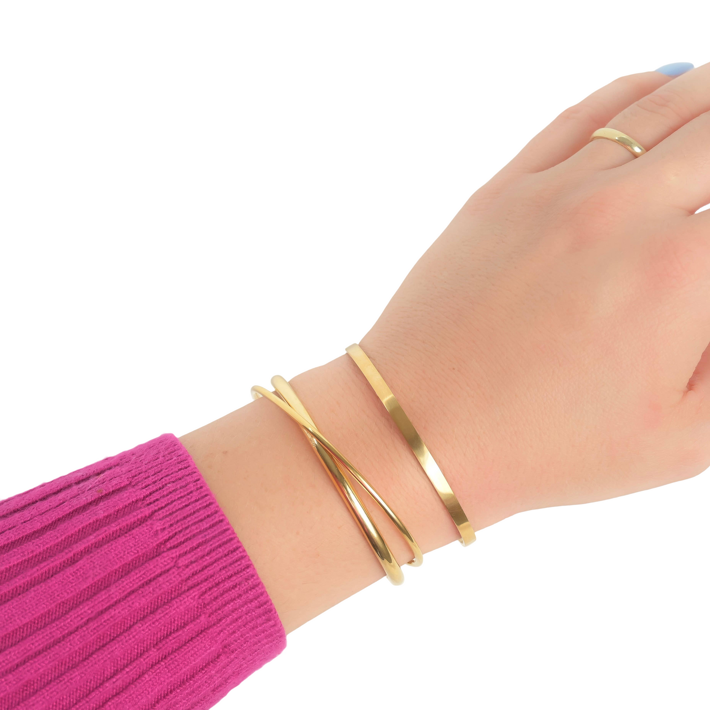 Criss-Cross open Bangle Design.