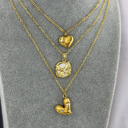 Serenity 18k Gold Heart Necklace