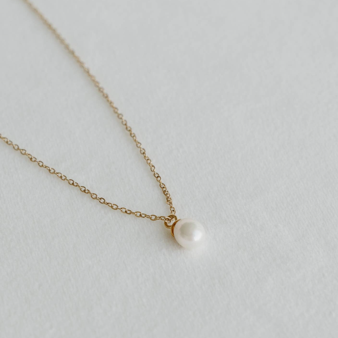 Dainty Gold  Pearl Necklace
