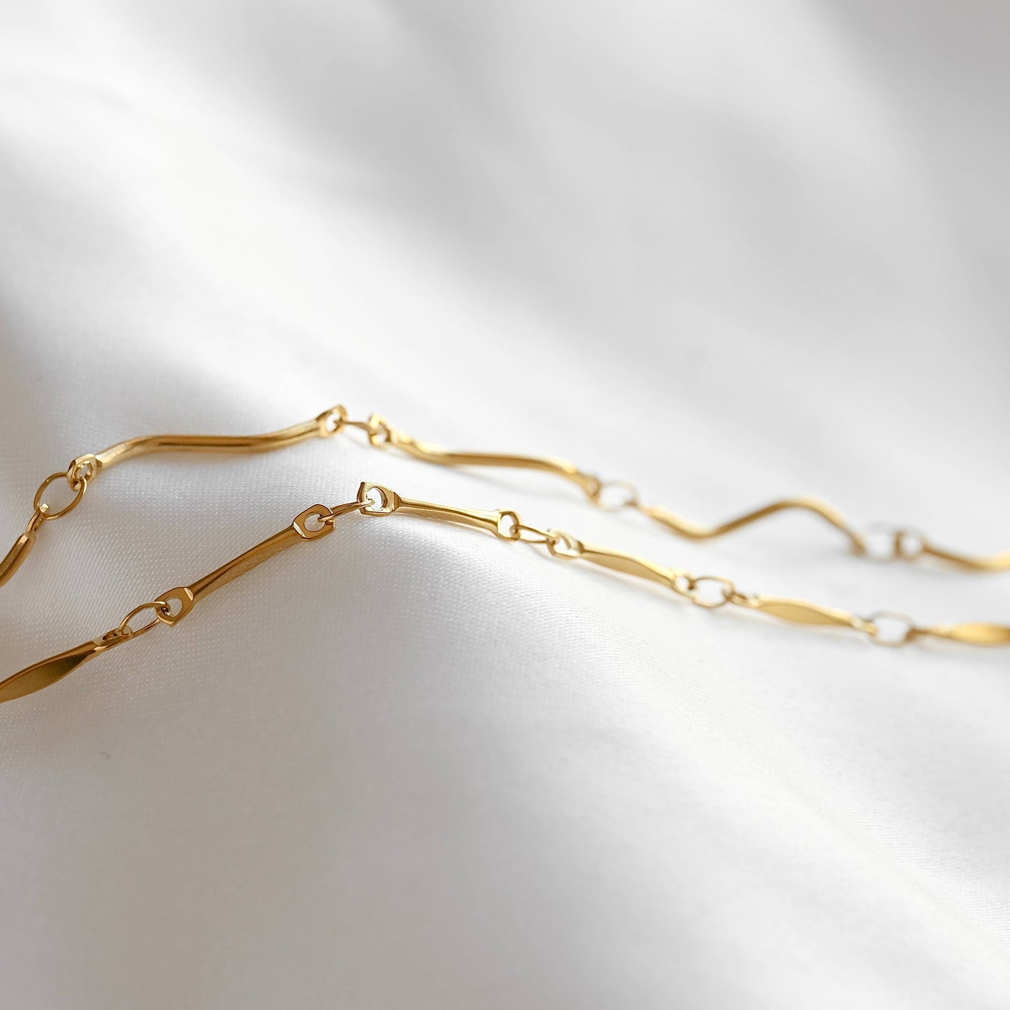 Julia Gold S Link Bracelet - Waterproof Oval Link Chain Bracelet: S Links