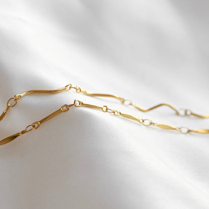 Julia Gold S Link Bracelet - Waterproof Oval Link Chain Bracelet: S Links