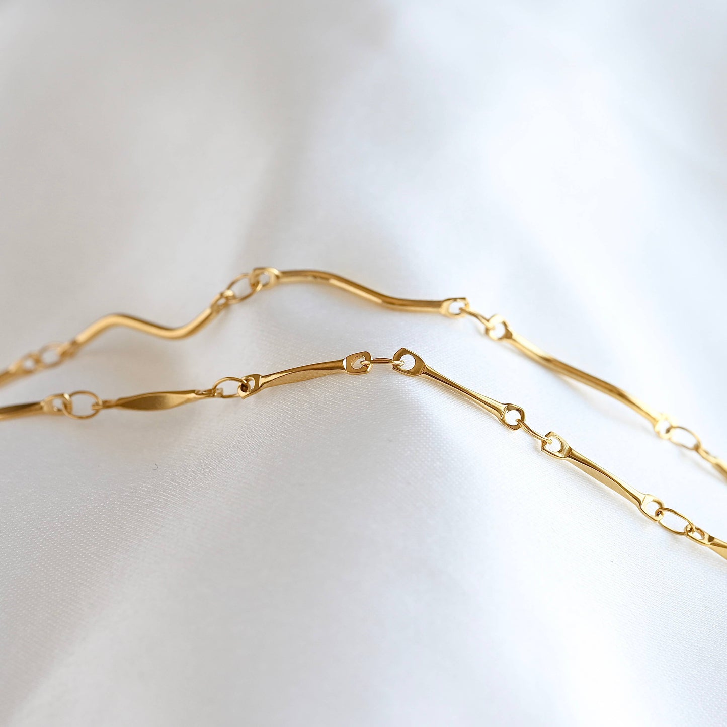Julia Gold S Link Bracelet - Waterproof Oval Link Chain Bracelet: S Links