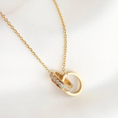 Hazel Pavé Circles Necklace - CZ Interlocking Circled Pendant